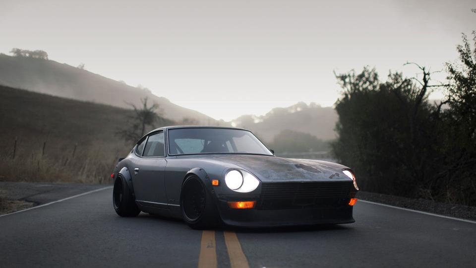 Download gray coupe Nissan Fairlady