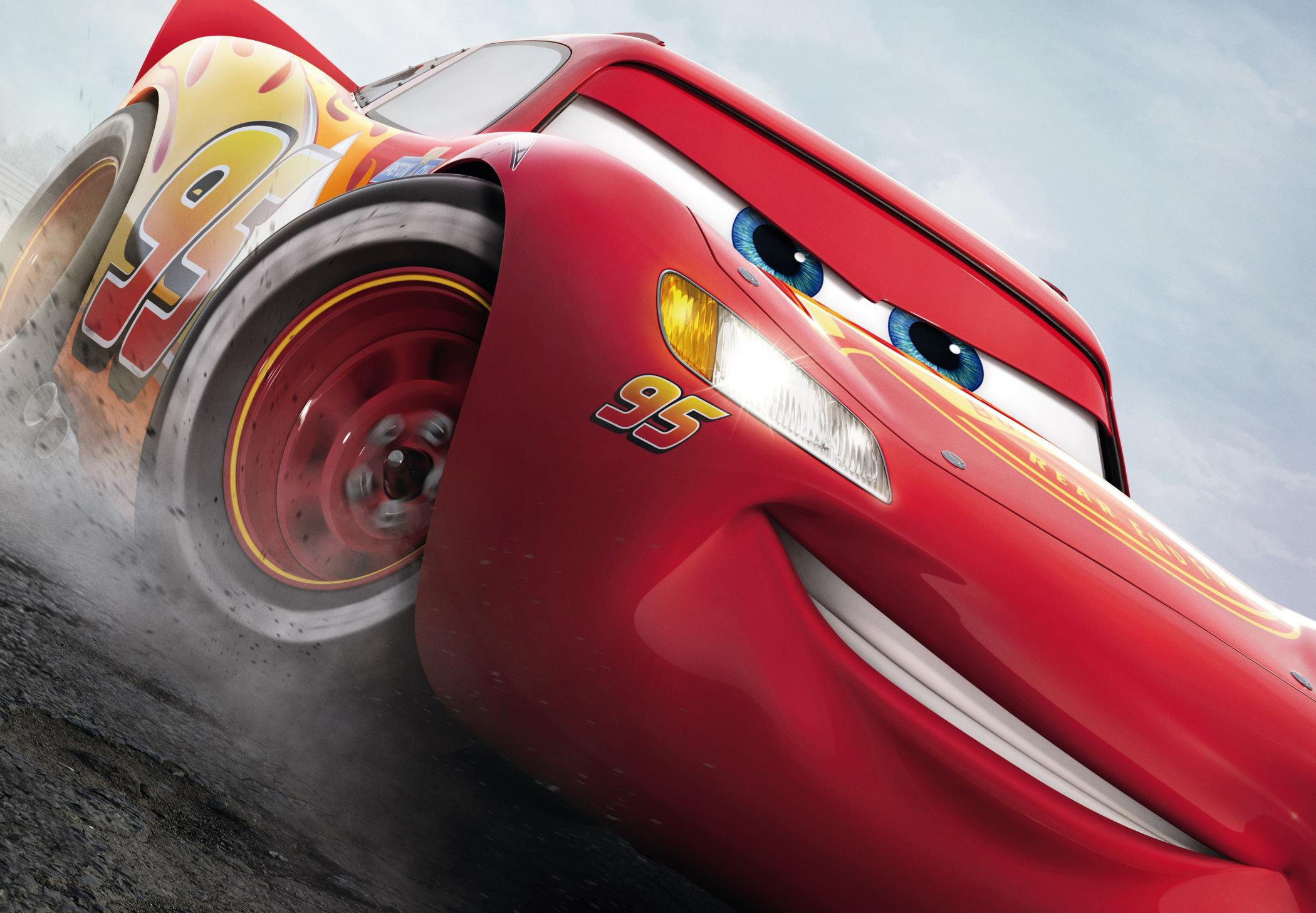 Download Disney Cars Lightning McQueen