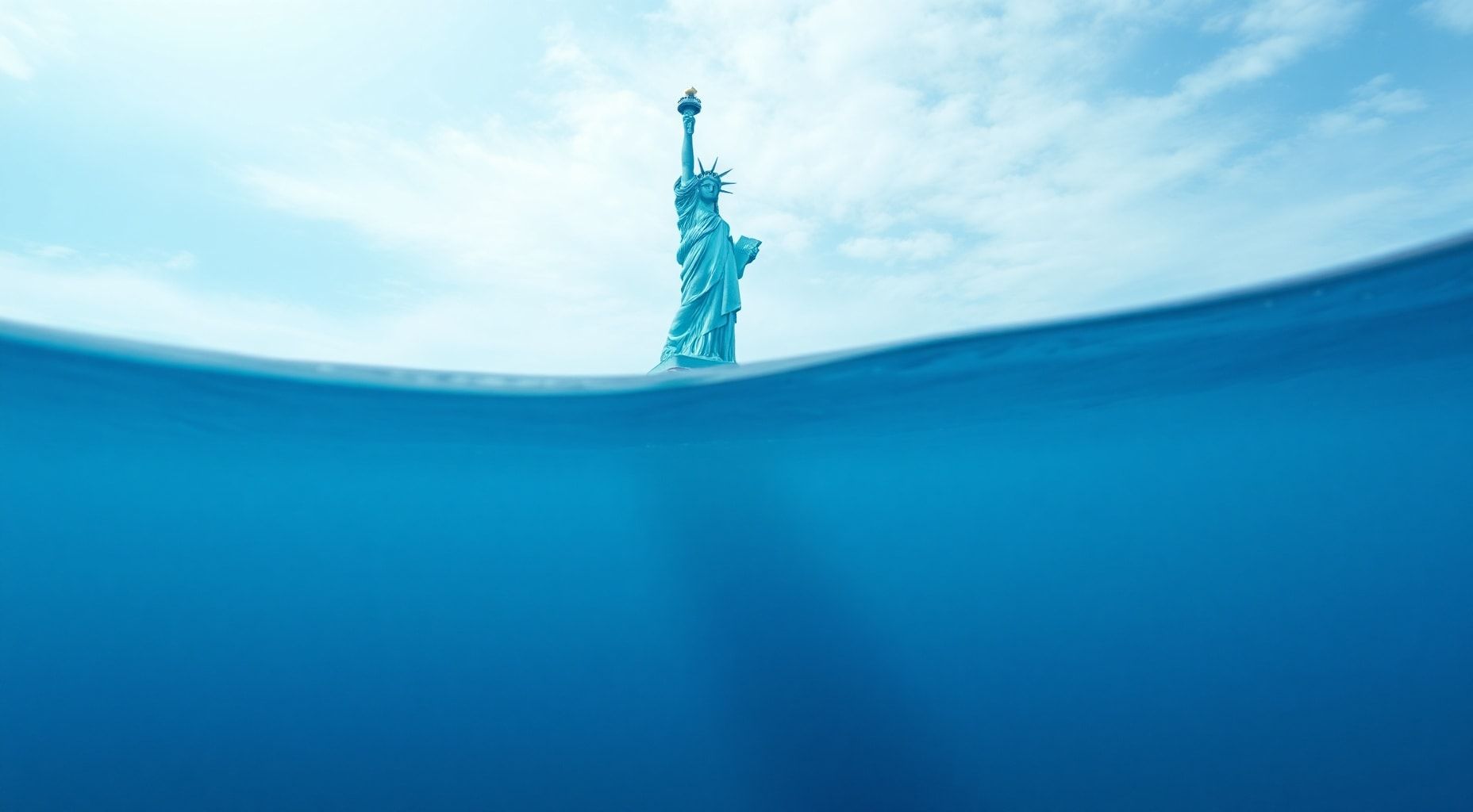 Download Statue Of Liberty Under The Ocean