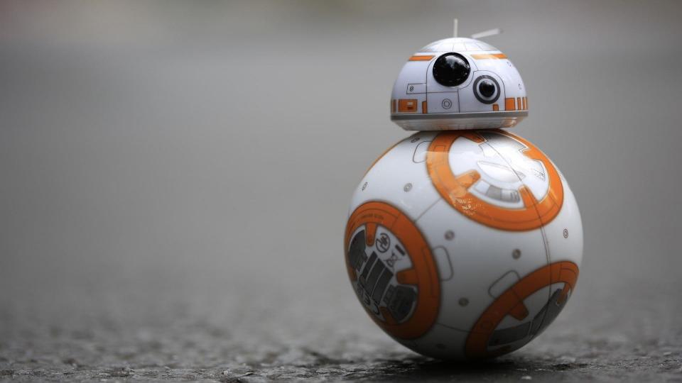 Download Star Wars BB-8 toy